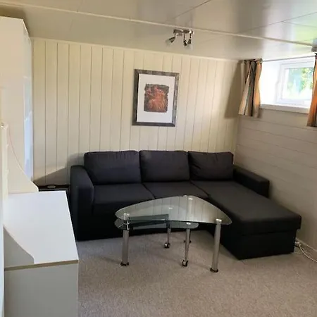 Quiet, Centrally-Located Apartment, Parking Included Molde Exterior photo