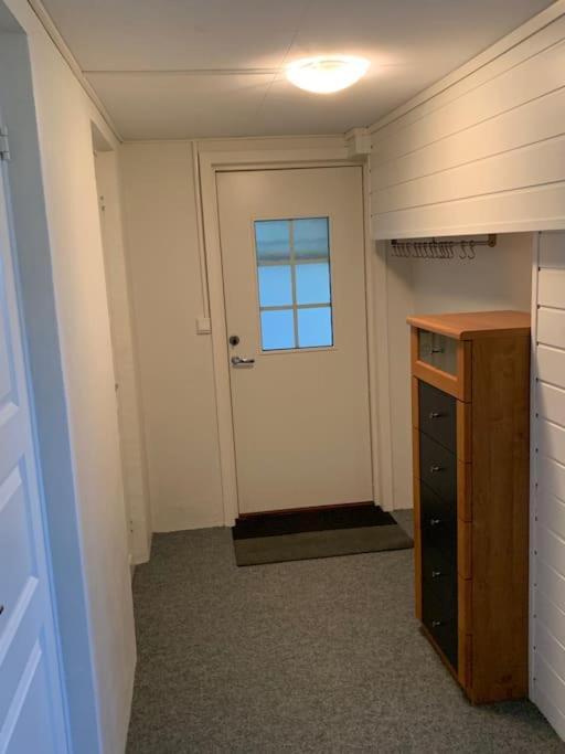 Quiet, Centrally-located Apartment, Parking Included *